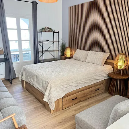 Aeolian Blu 4 *