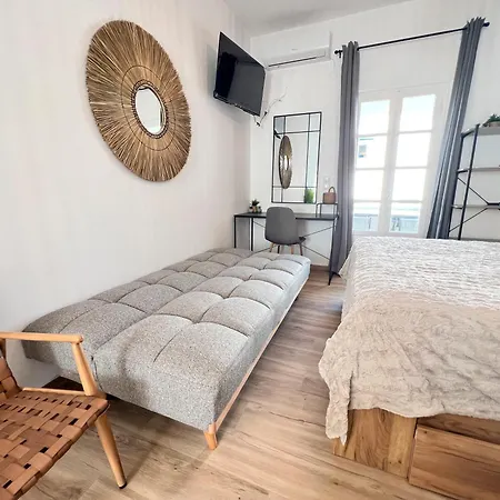 Aeolian Blu 4 Páros