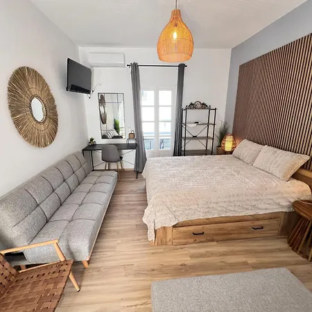 Aeolian Blu 4 *